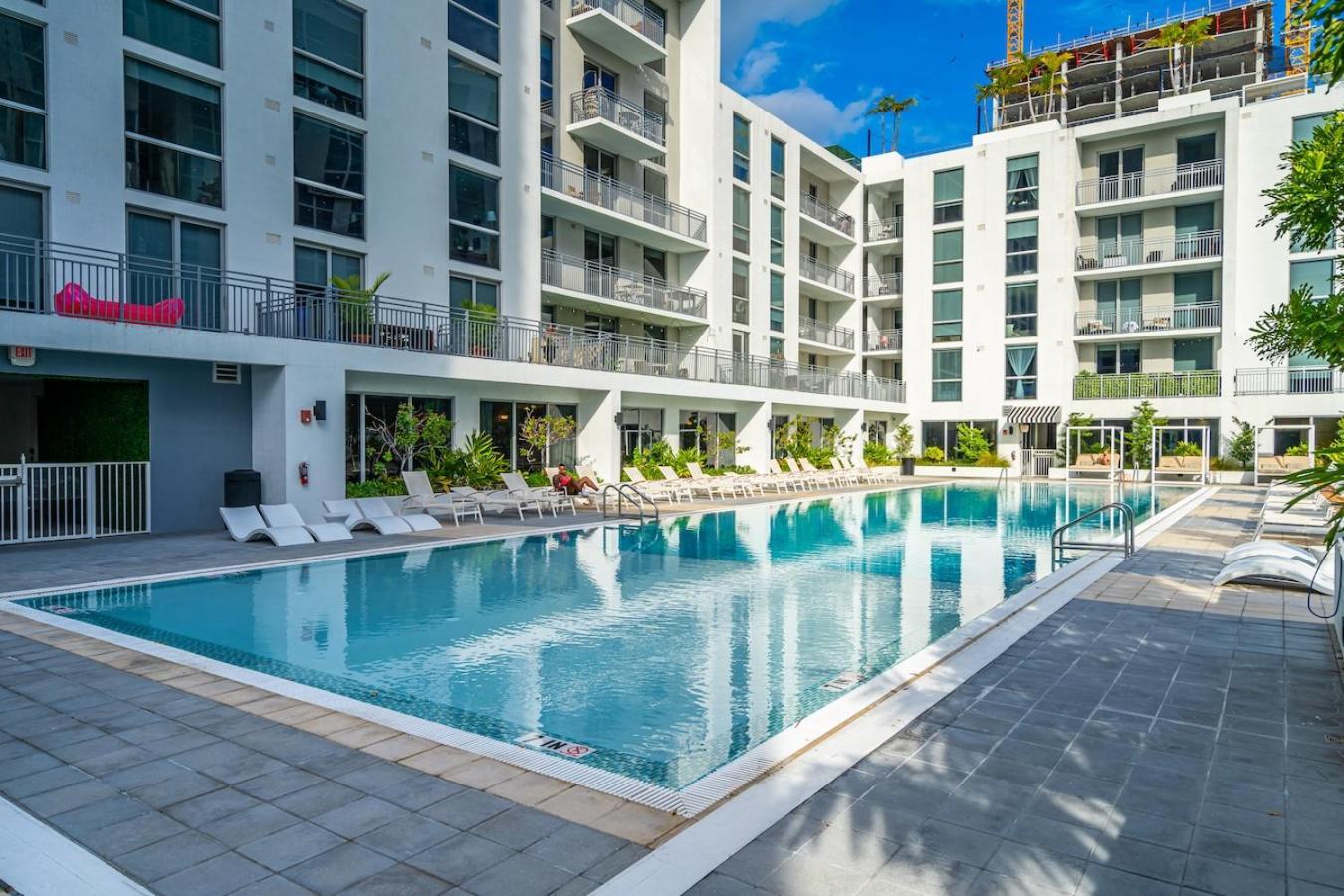 Urban Escape 3 Bed Unit Near Brickell And Wynwood Appartement *